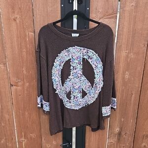 POL Peace SIgn Lightweight Ribbed Oversized Top Sz M
